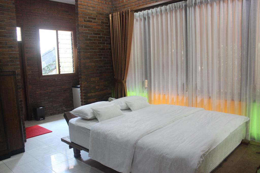 Joglo Ayem Tentrem Prambanan Esterno foto
